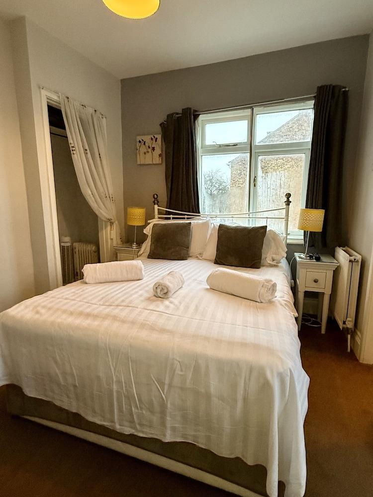 The Crescent Guest House — 6