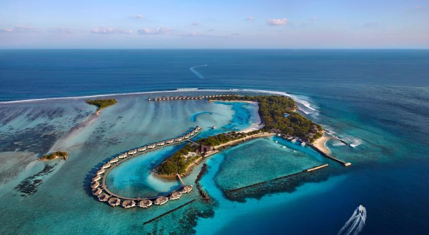 Cinnamon Dhonveli Maldives 100222 — 2
