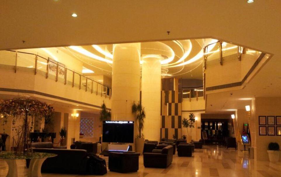 PARSIAN AZADI HOTEL 1021718 — 3