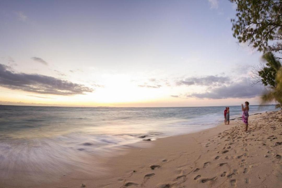 Beachcomber Island Resort 1035548 — 8