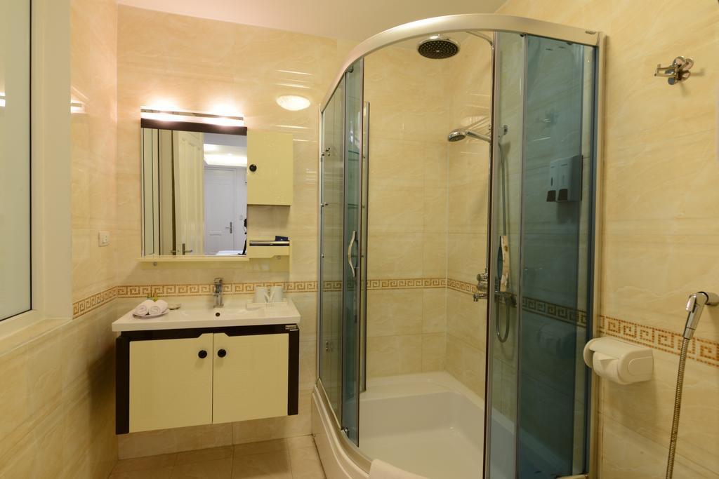 Golden Sun Palace Hotel 1229278 — 5