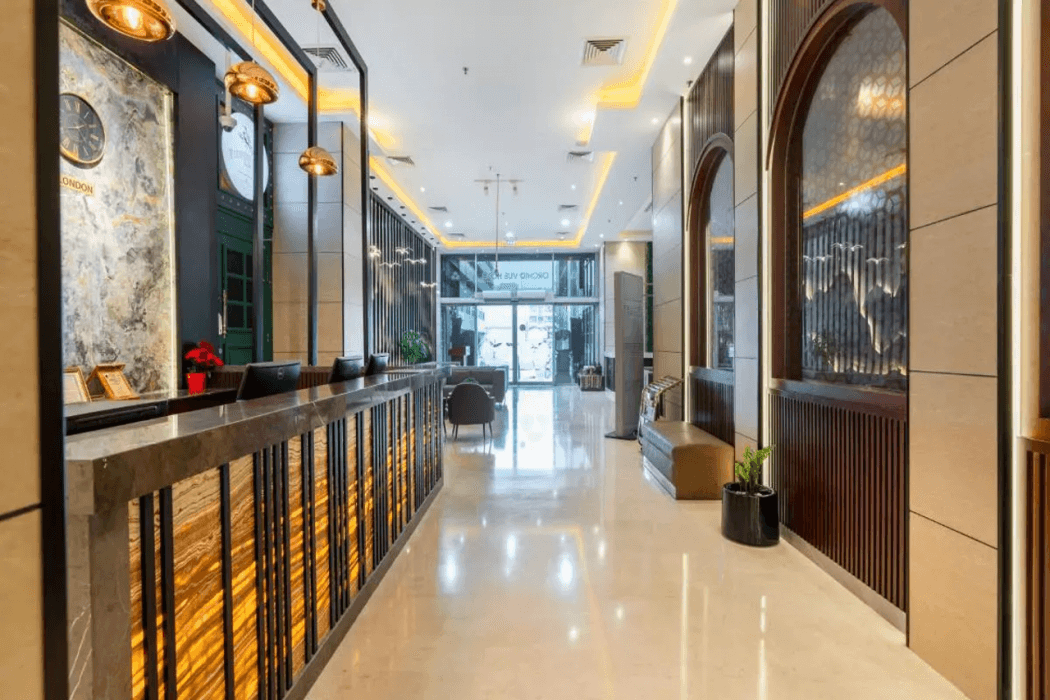 Orchid Vue Hotel — 3