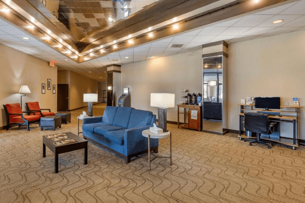 Comfort Inn Alliance — 4