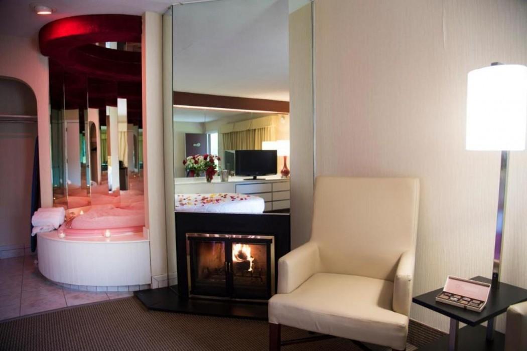 Pocono Palace Resort — 6