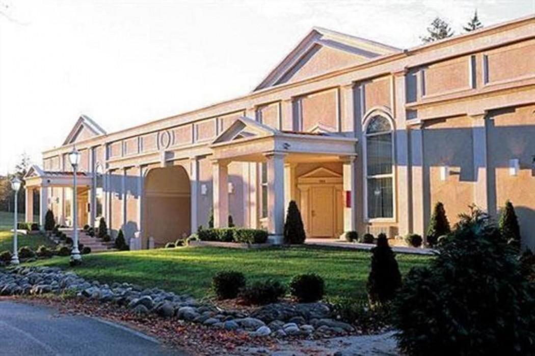 Pocono Palace Resort — 1