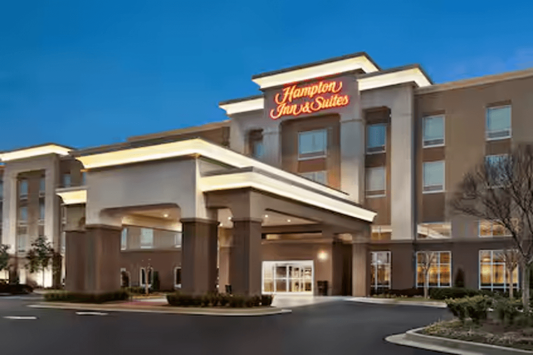 Hampton Inn & Suites Atlanta Airport West/Camp Creek Pkwy — 3