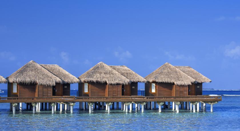 Sheraton Maldives Full Moon Resort & Spa — 2