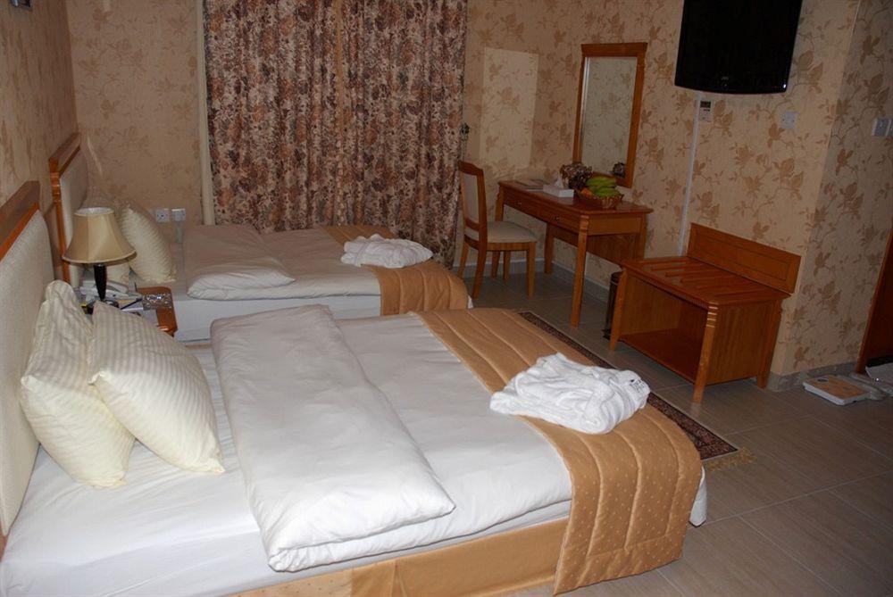 Arbella Boutique Hotel — 8