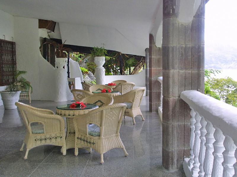 LAZARE PICAULT CHALETS(M) — 9