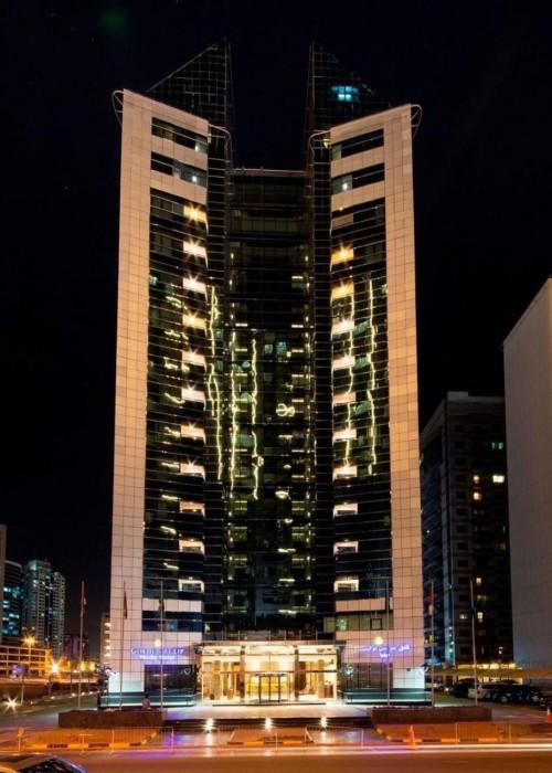 Golden Tulip Media Hotel