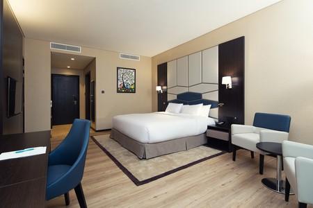 Four Points by Sheraton Production City Dubai — 9