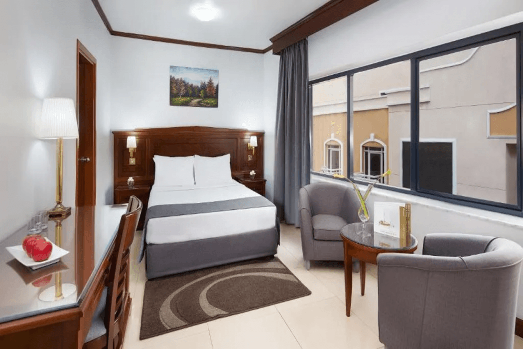 Admiral Plaza Hotel — 10