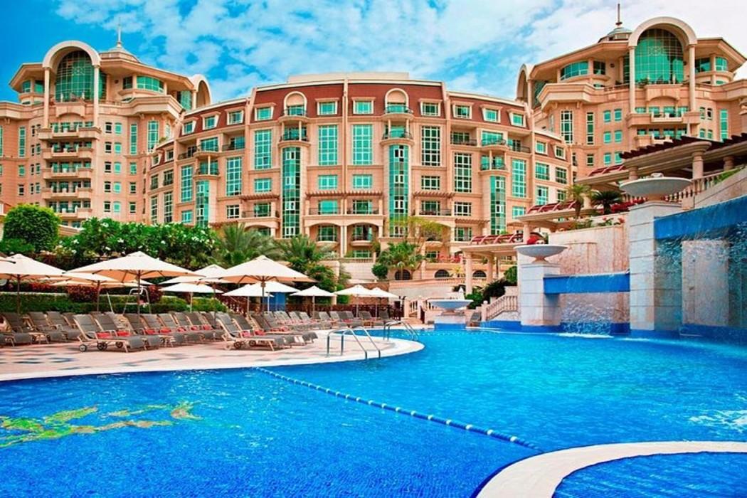 Swissotel Al Murooj Dubai — 10
