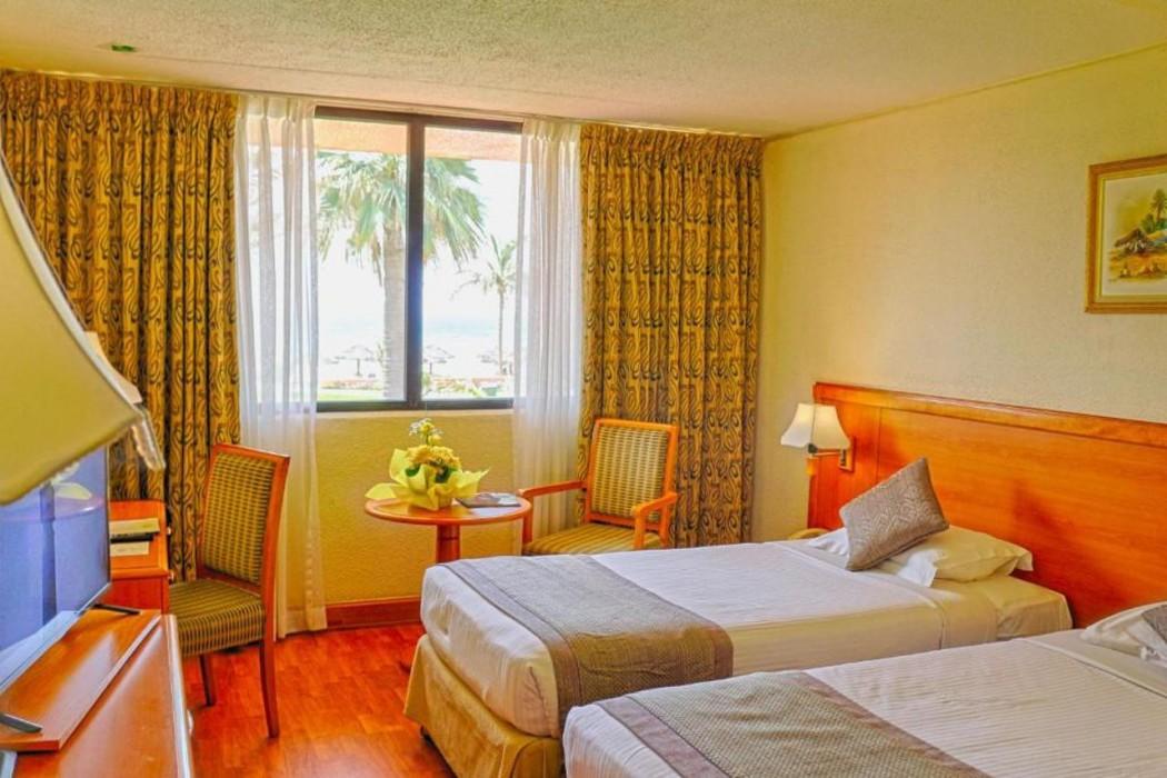 Lou Lou a Beach Resort, Sharjah — 4