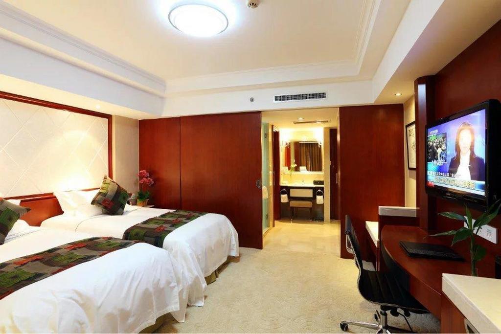 XIN QIAO 3904 — 6