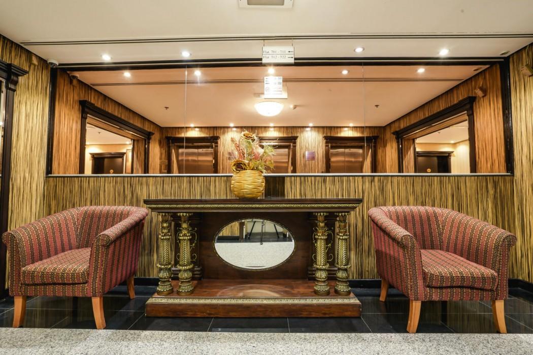Vendome Plaza Hotel — 10