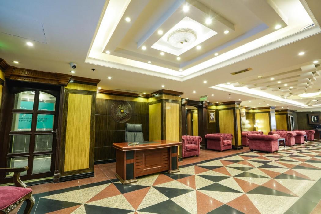 Vendome Plaza Hotel — 8
