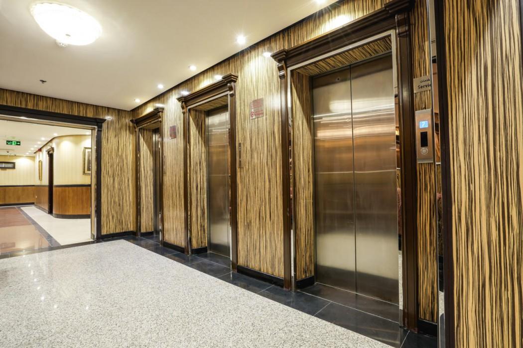 Vendome Plaza Hotel — 9