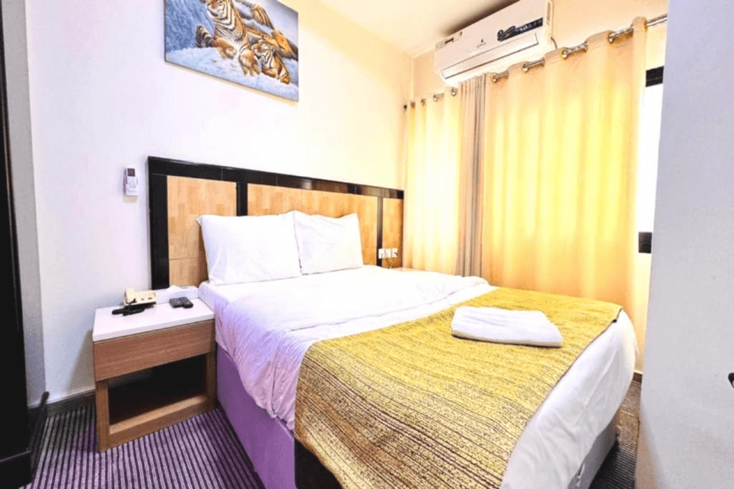 Sharjah Plaza Hotel — 10