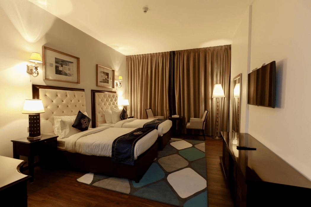 Seven Seas Hotel — 10