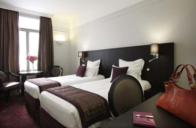 HOTEL CALIFORNIA CHAMPS ELYSEES 7014 — 9
