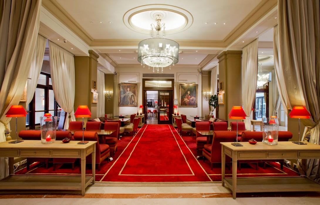 HOTEL CALIFORNIA CHAMPS ELYSEES 7014 — 4