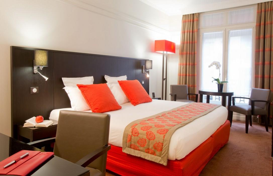 HOTEL CALIFORNIA CHAMPS ELYSEES 7014 — 5