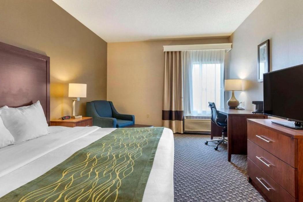 Comfort Inn Charlotte — 6