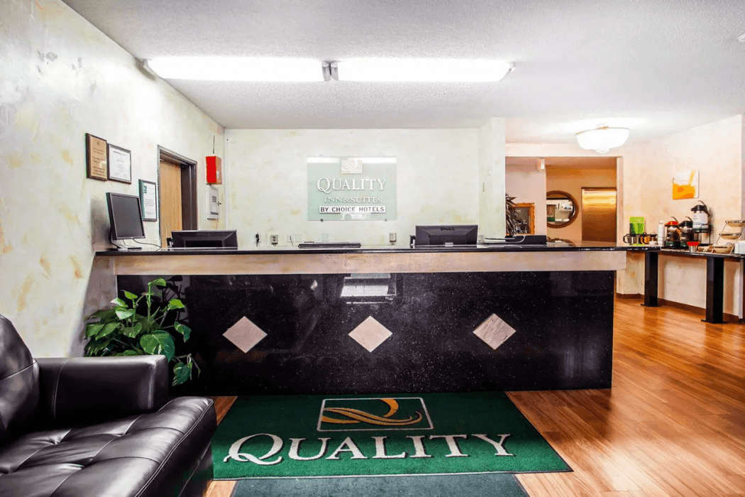 Quality Inn & Suites Champaign North - Urbana — 10