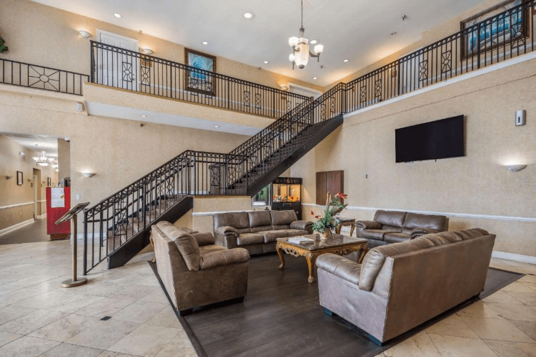 Clarion Inn and Suites Central Clearwater Beach FL — 5