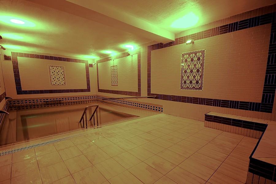Afyon Başaranlar Termal Kaplıca Otel Gazlıgöl — 9