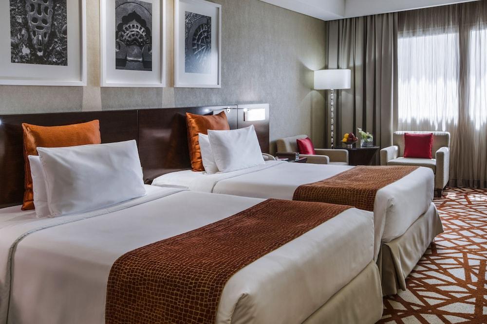 Crowne Plaza Dubai Deira, an IHG Hotel — 2