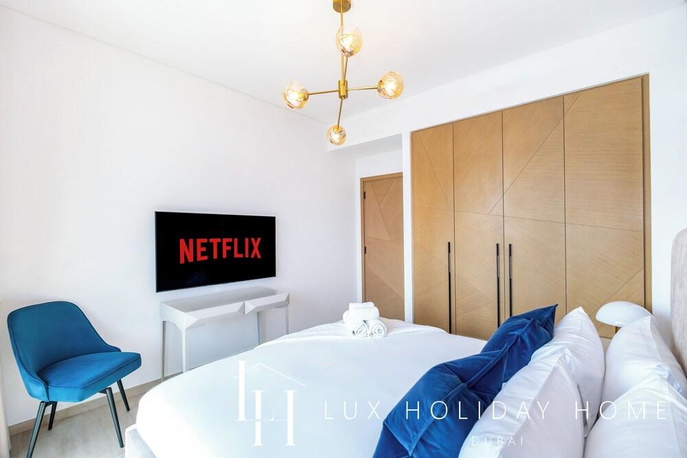 LUX The Palace Residence Suite — 6