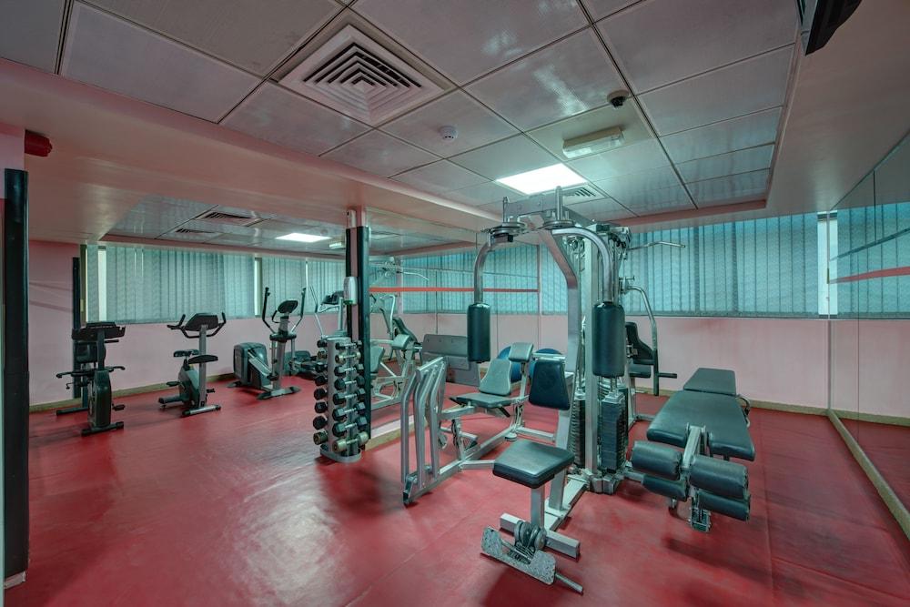 Sharjah Hotel Apartments - الشارقة — 5