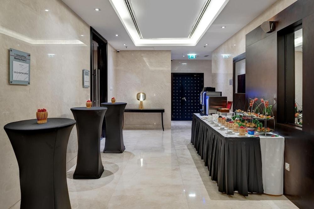 Mercure Gold Hotel Jumeirah Dubai by Accor — 10