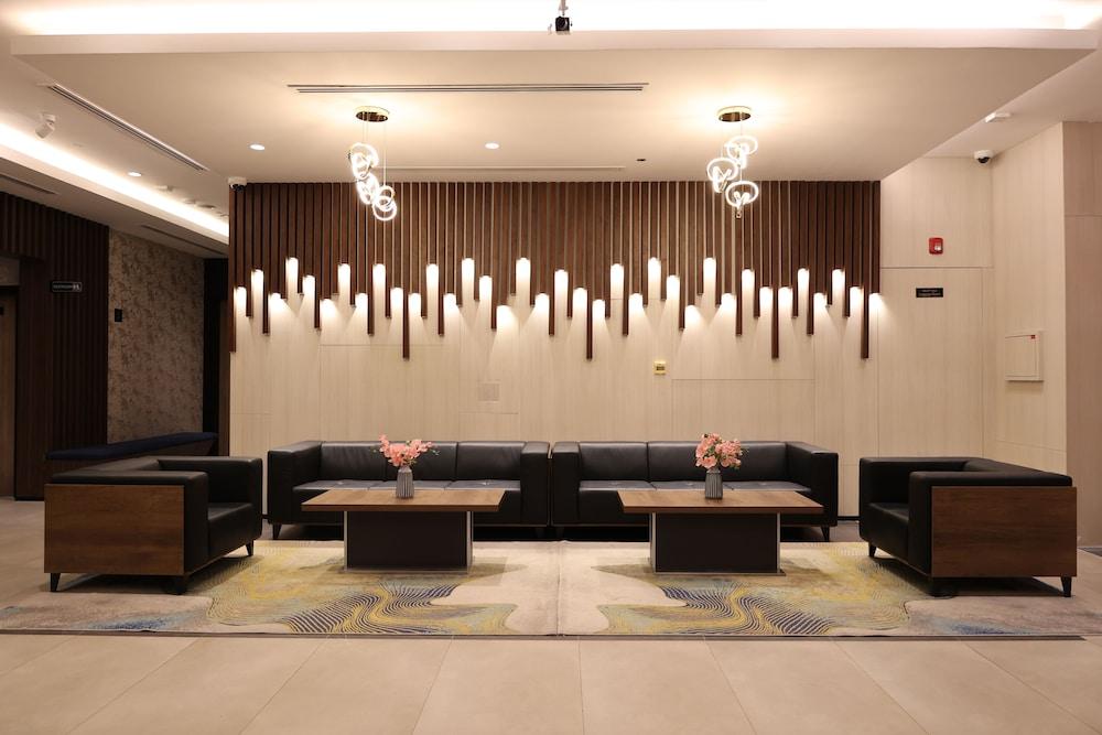 Kingsgate Canal Hotel — 2