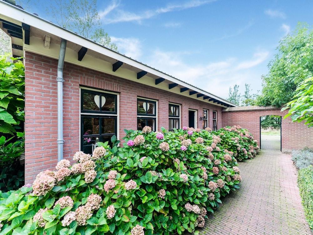 Beautiful Apartment in Sint Maartensbrug — 5