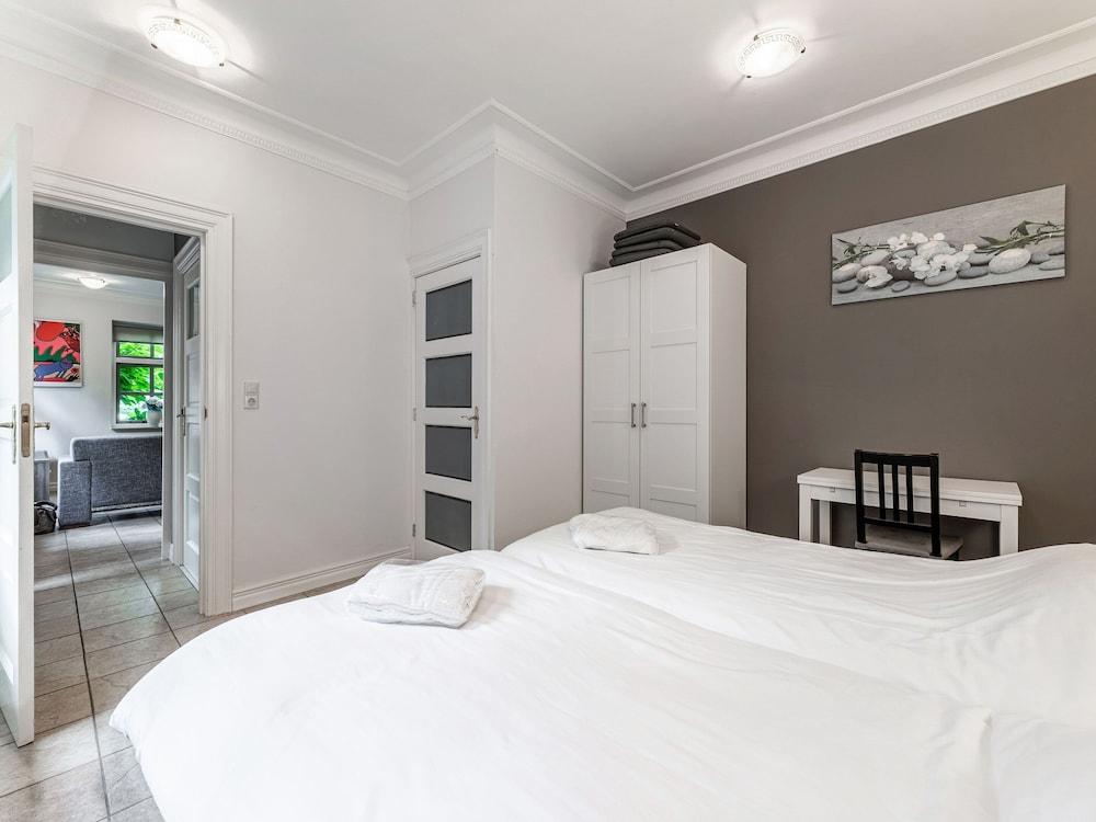 Beautiful Apartment in Sint Maartensbrug — 10