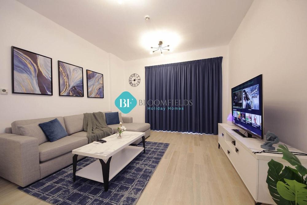 Lavish 1BR Apartment-Yas Island — 10