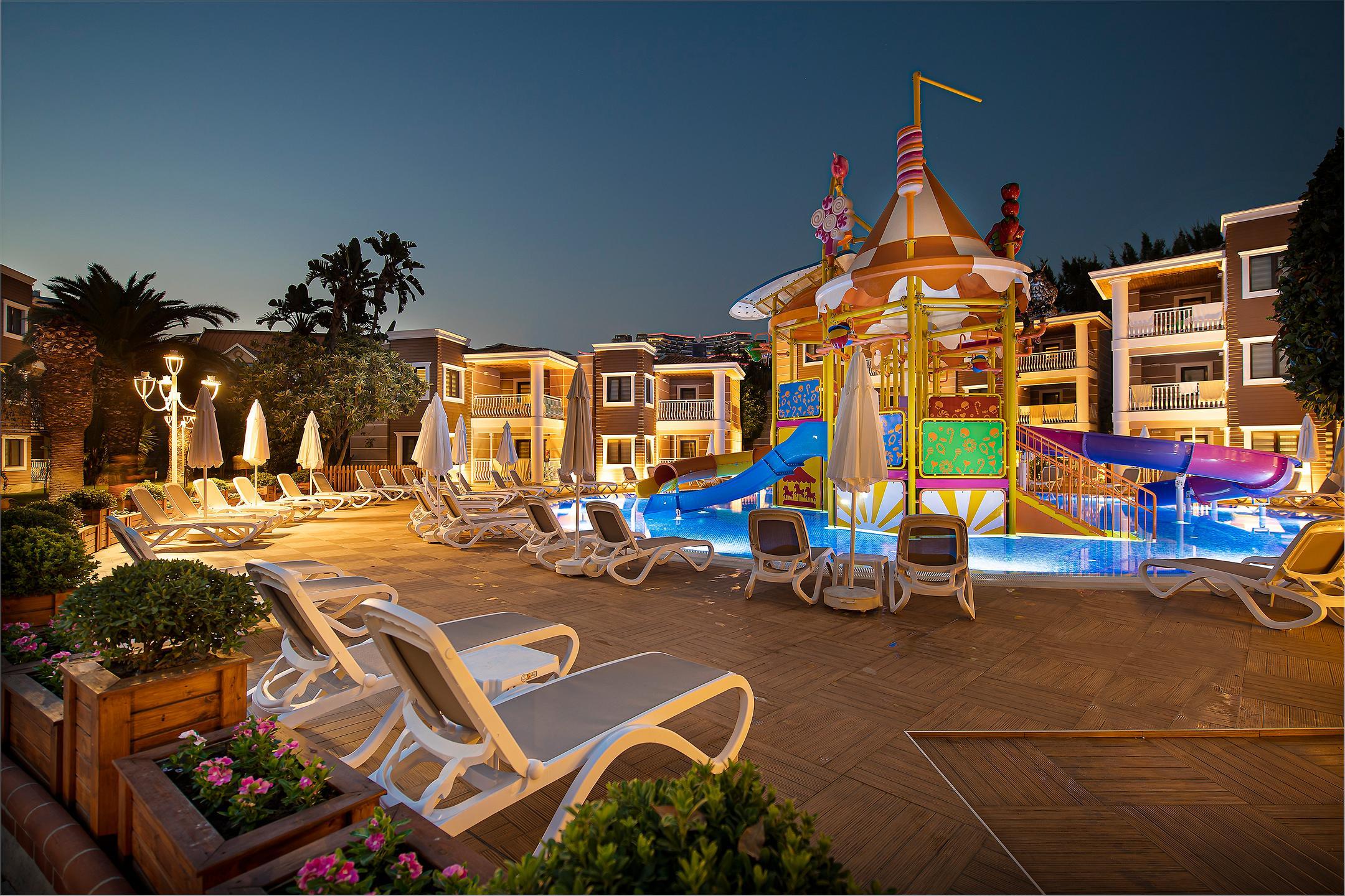 Quattro Family Club Dem Hotel — 3