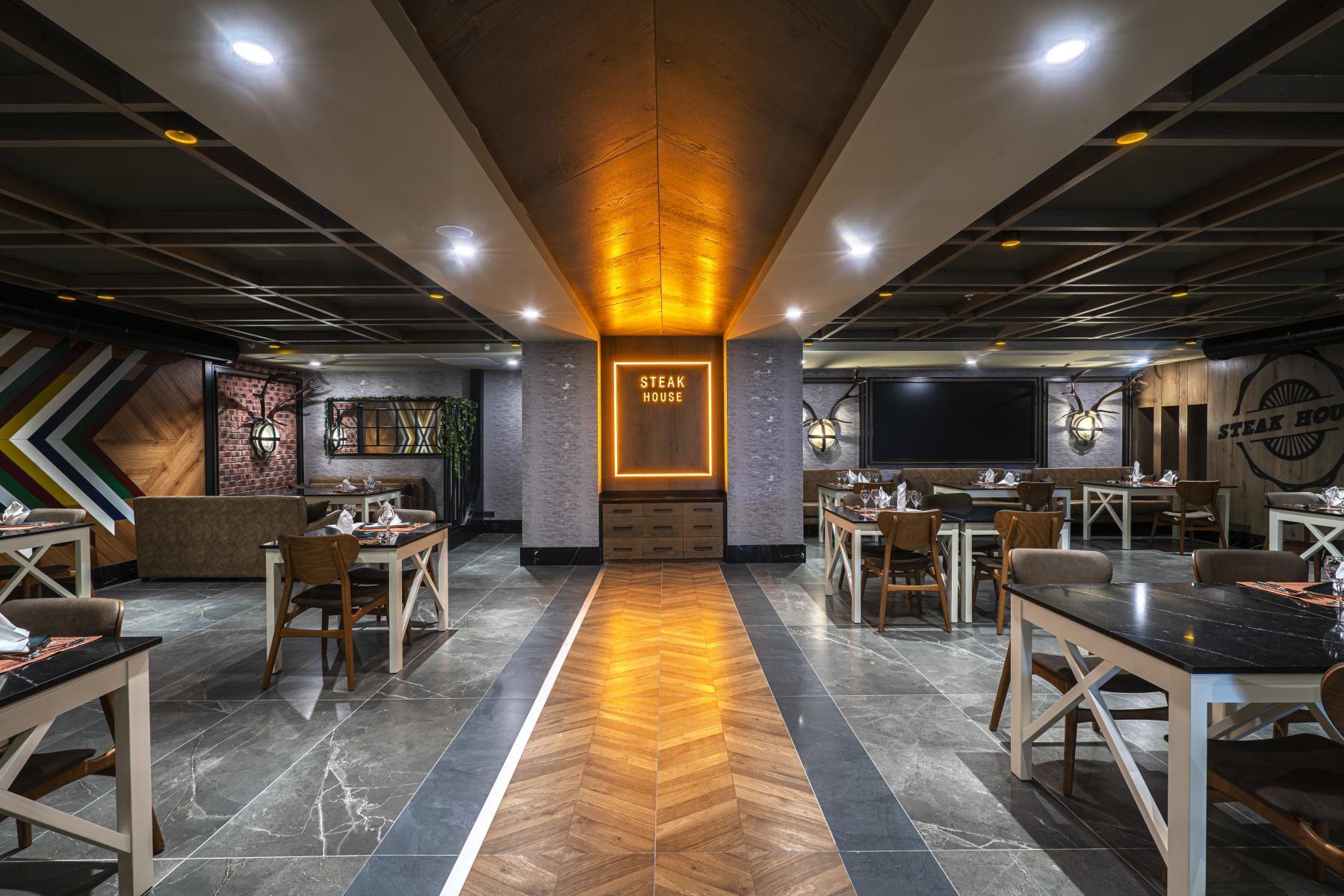 Diamond De Luxe Hotel — 10