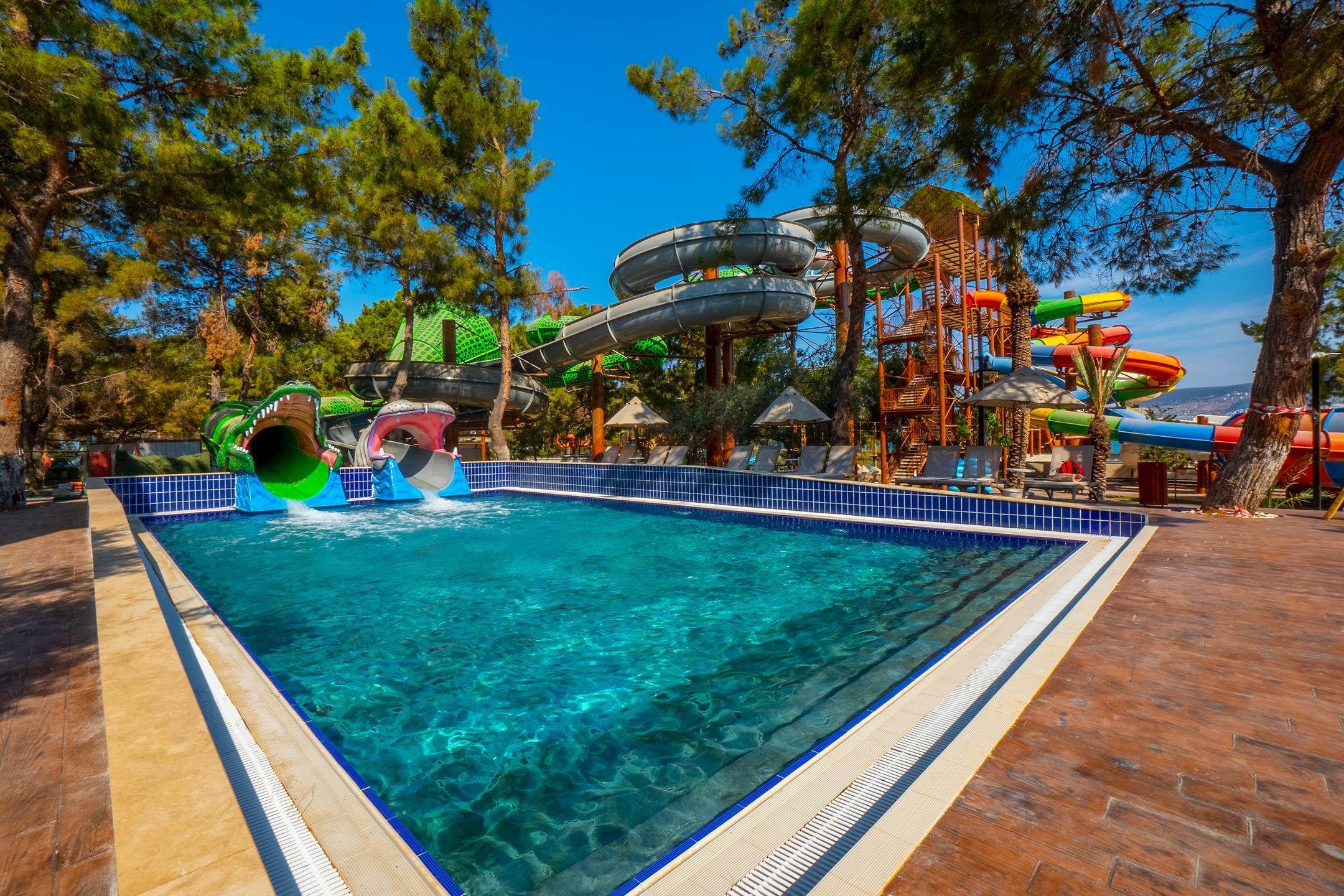 Long Beach Club Nature — 2