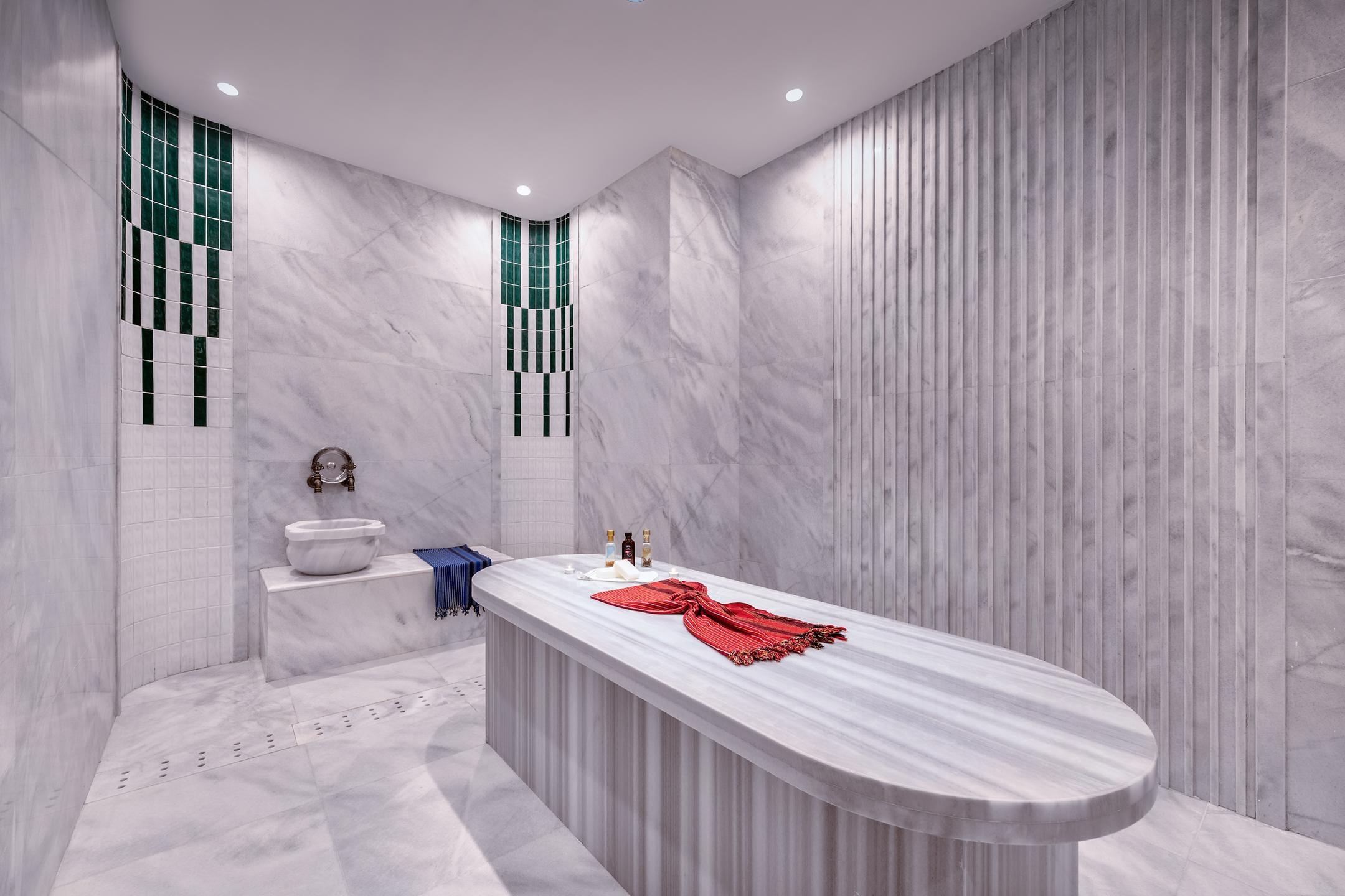 Trendy Palm Beach (Adults Only, 16+) — 7