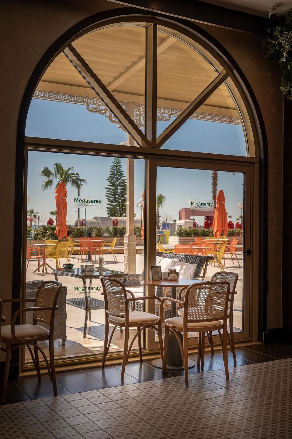 Megasaray WestBeach Antalya — 9