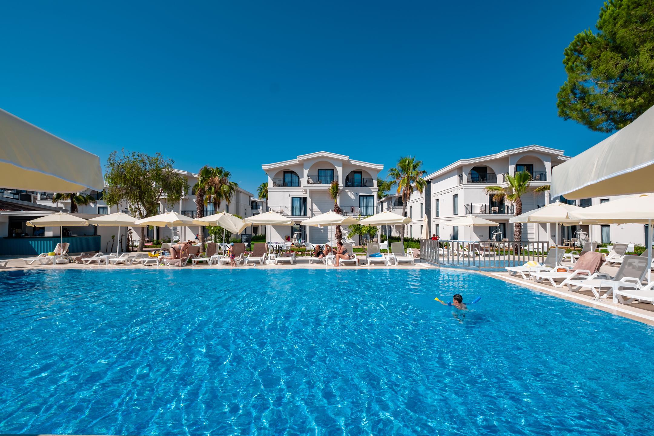 Benata Hotel