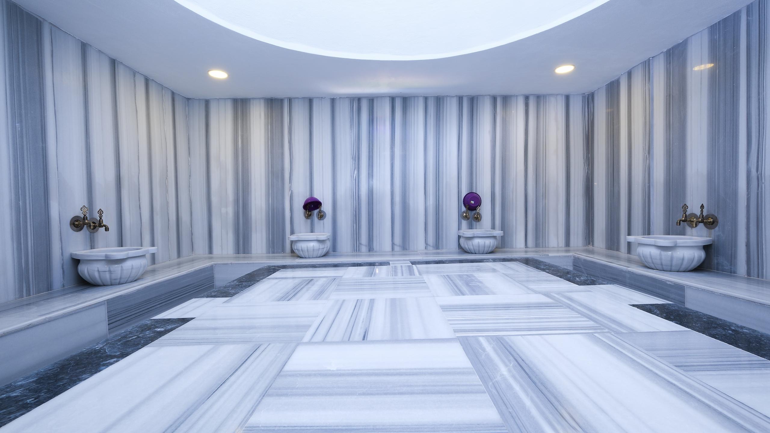 Feniks Hotel — 2