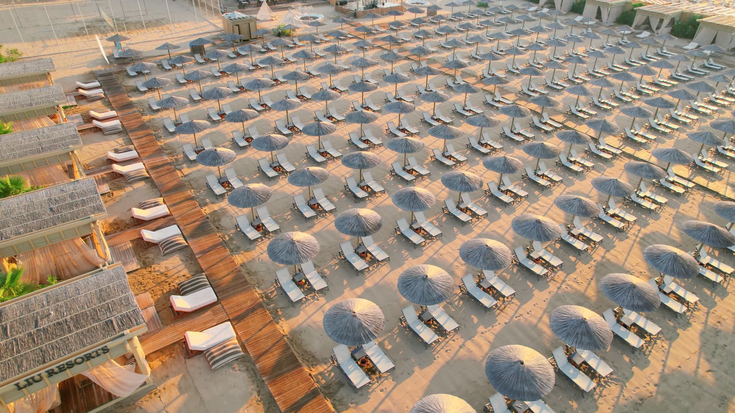 Liu Resorts — 10