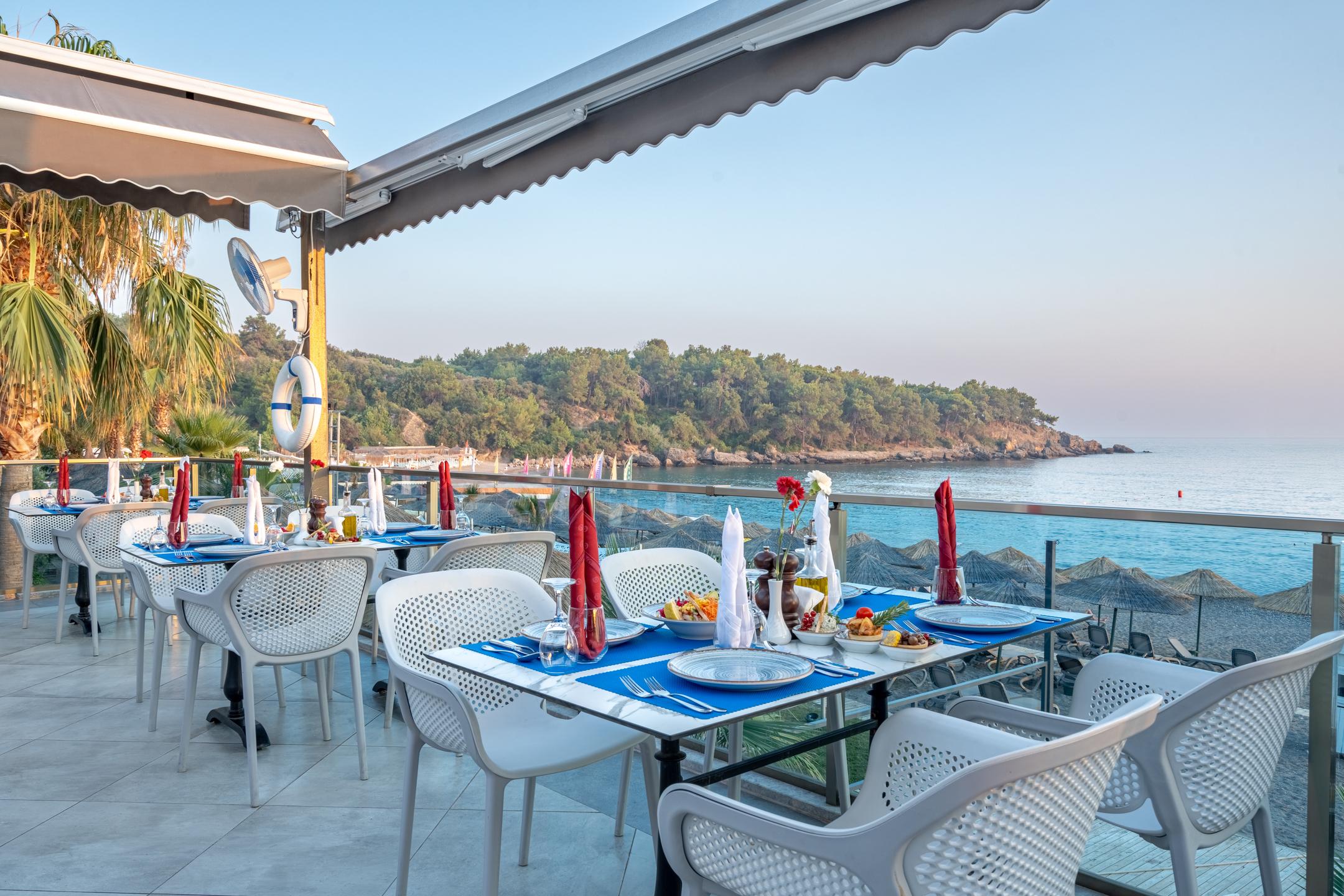 Justiniano Deluxe Resort — 4