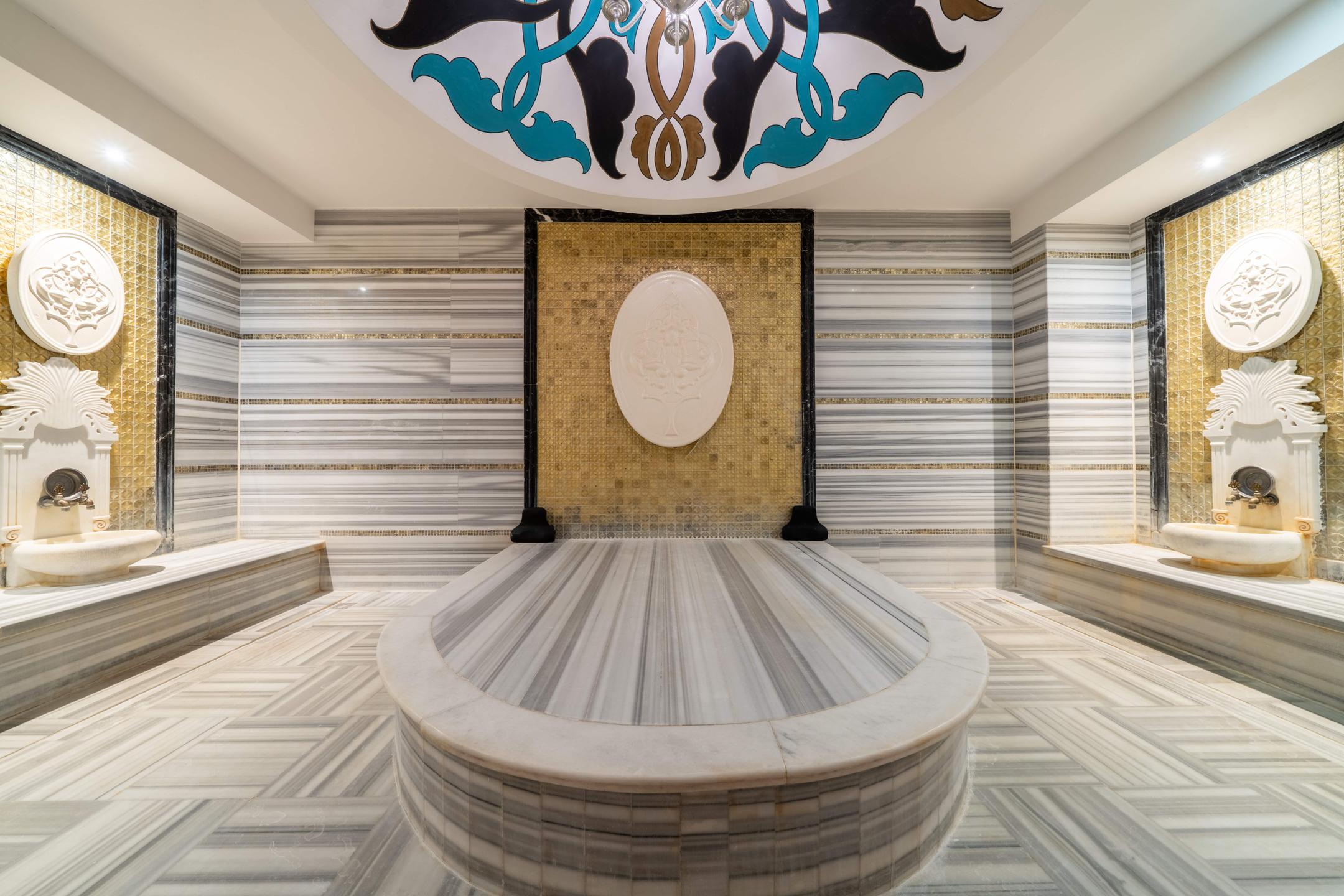 Azura Deluxe Resort & Spa — 9