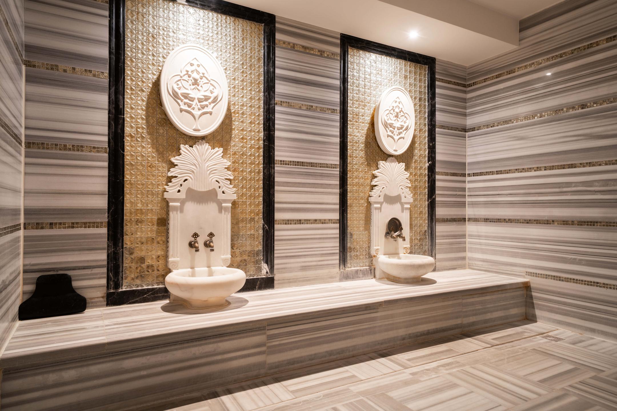 Azura Deluxe Resort & Spa — 10